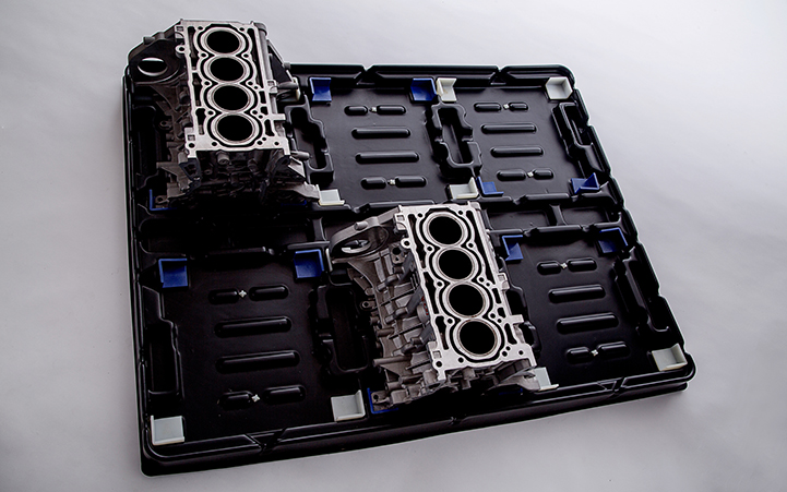 HDPE汽車4缸發(fā)動機(jī)吸塑托盤